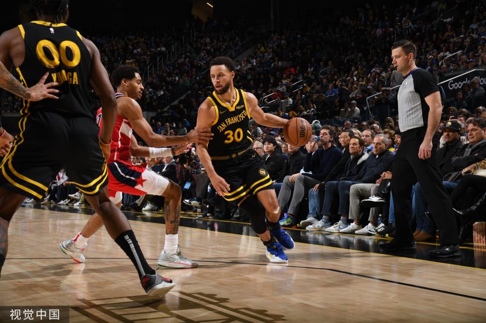 一短语背后 一短语背后