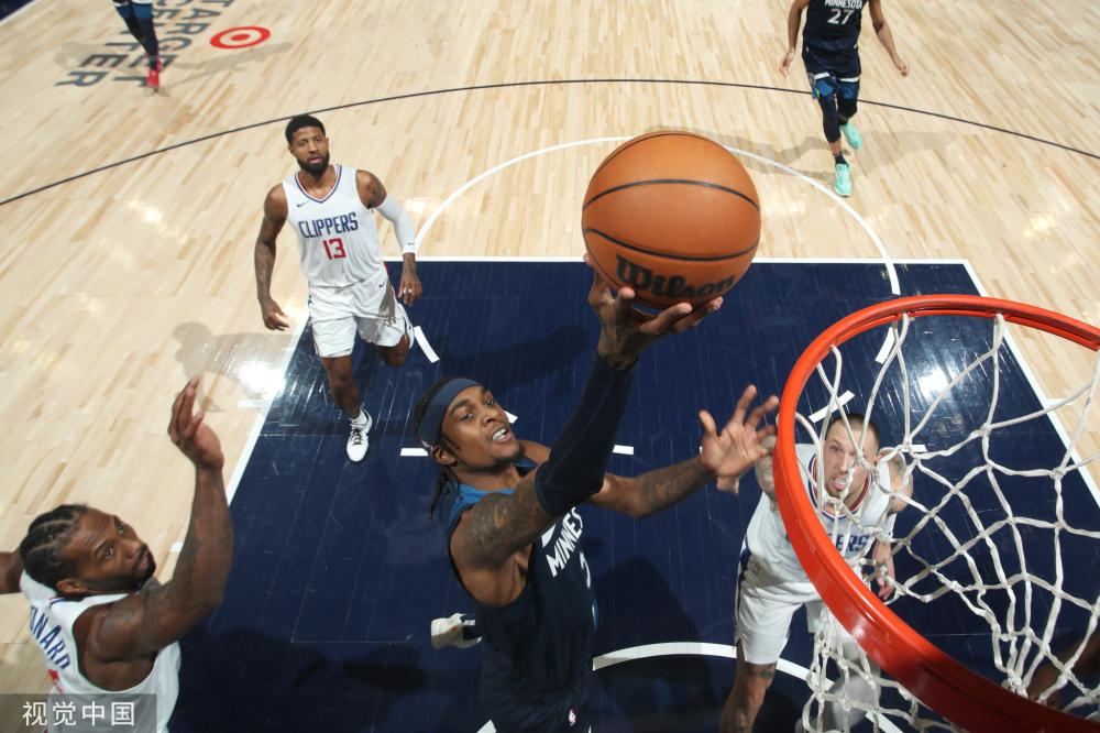 在重压之下 在重压之下