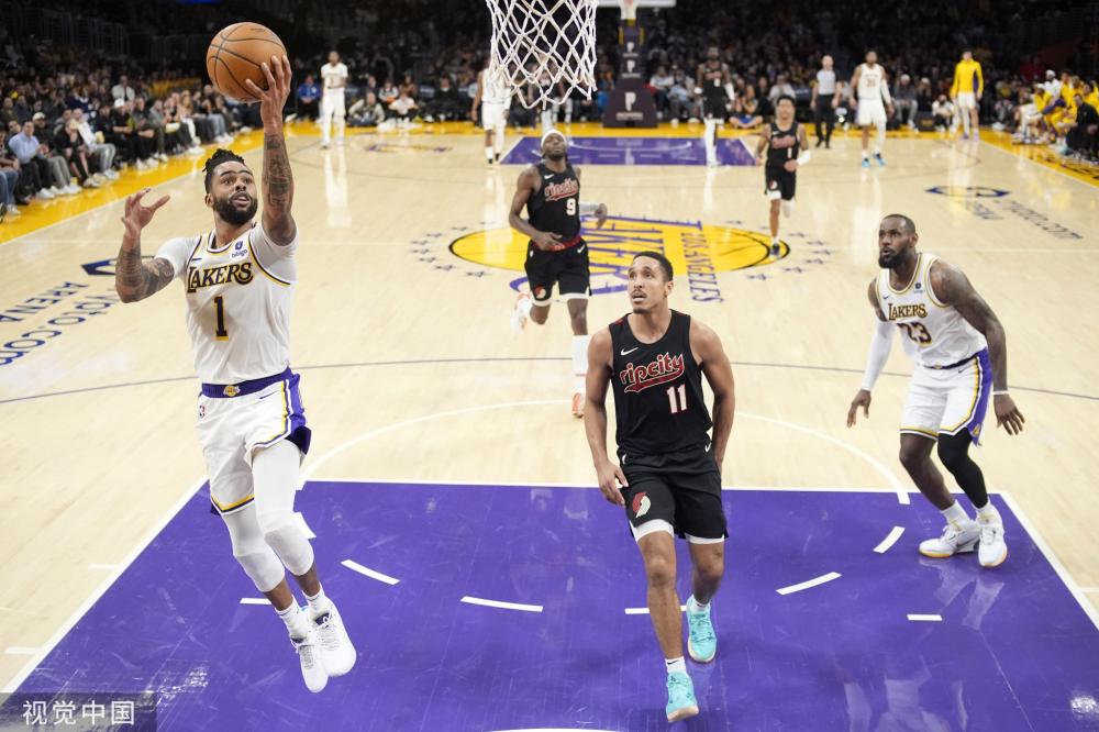 球队建功 球队建功