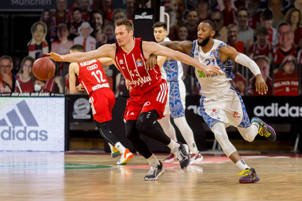 总是引人关 总是引人关